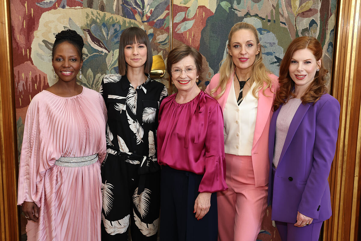 Rachelle Jeanty, Christina Stürmer, Doris Schmidauer, Lilian Klebow und Teresa Vogl