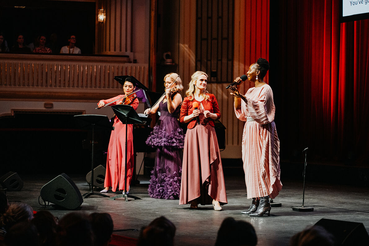Mariko Hara, Lidia Baich, Illia Staple und Rachelle Jeanty