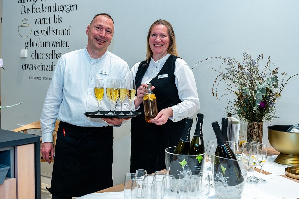 Das Marienkron Service Team