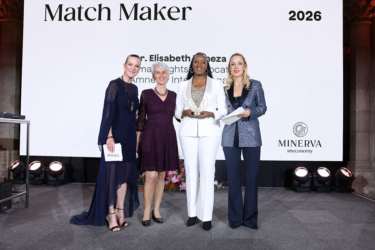 Lara Gonschorowski  Ulrike Kienast-Salmhofer, Dr. Elisabeth Kaneza und Lilian Klebow