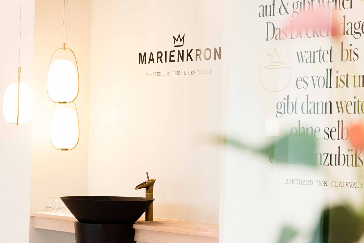 Marienkron by Sabine Hauswirth_ Trinkbrunnen Lobby