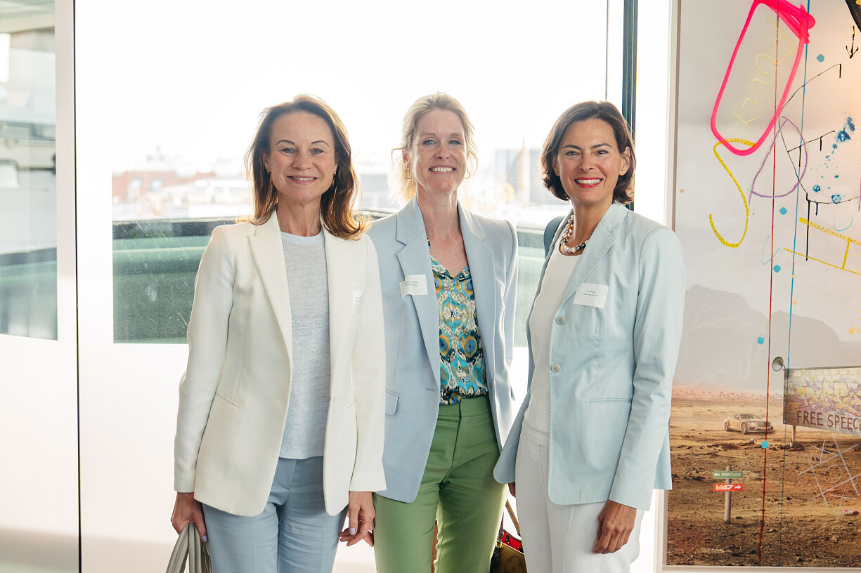 Patricia Neumann, Katharina Schleberger, Silvia Angelo