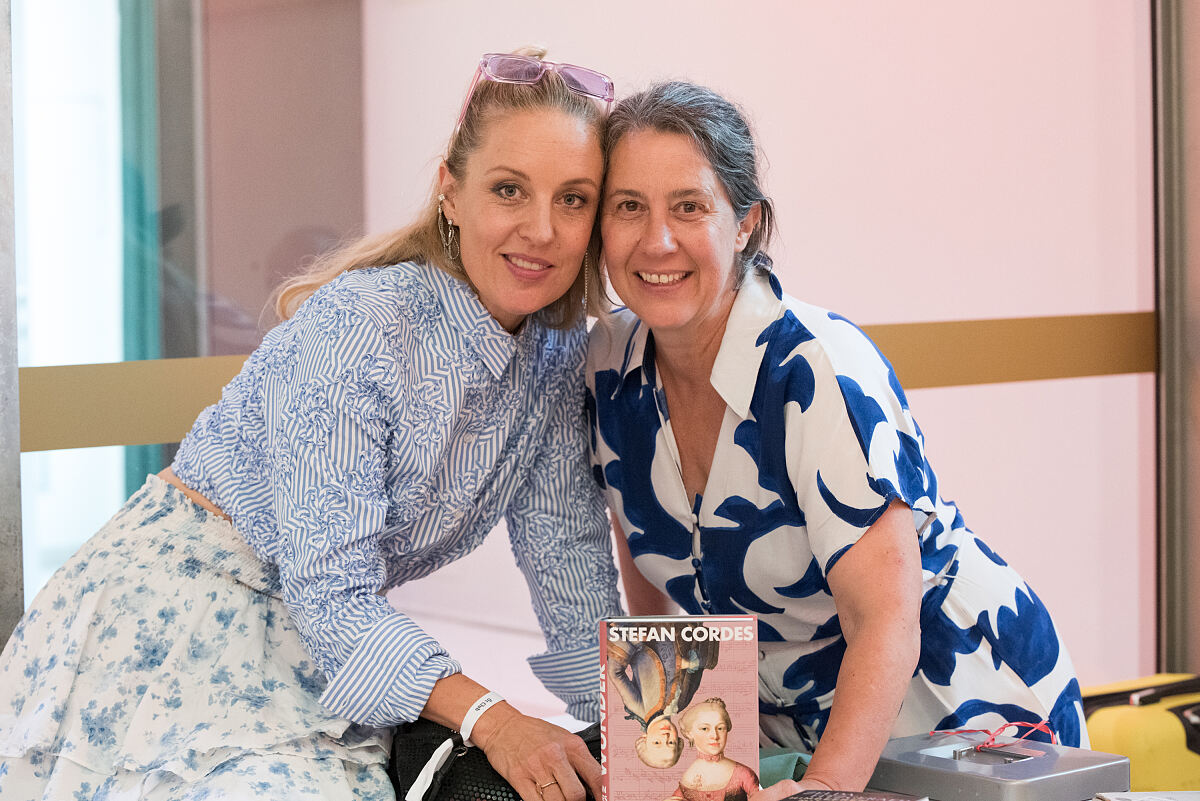 Lilian Klebow, Petra Hartlieb