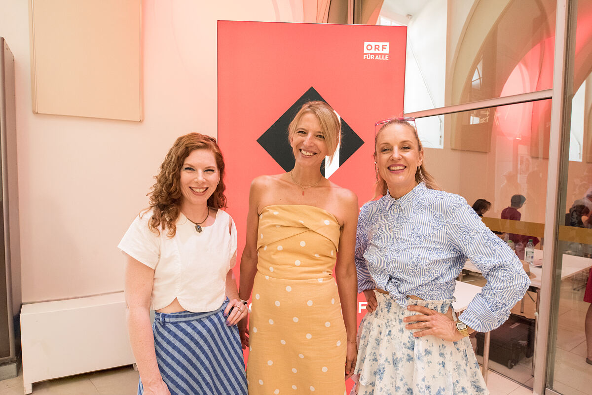 Teresa Vogl, Julia Zarbach, Lilian KLebow