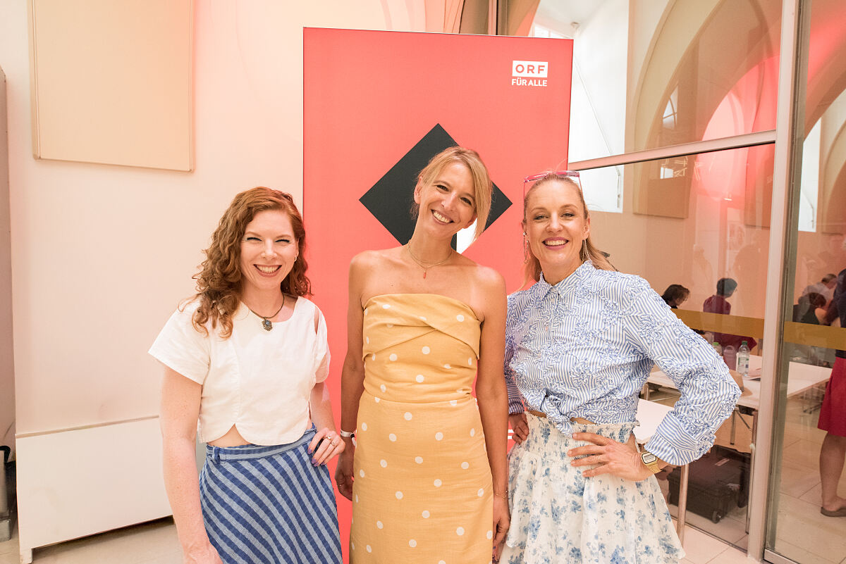 Teresa Vogl, Julia Zarbach, Lilian KLebow
