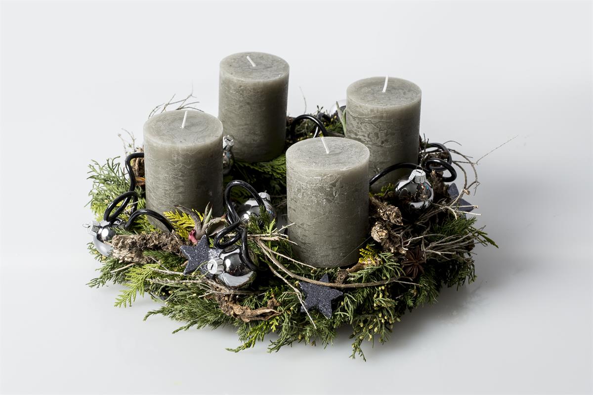 zweigstelle 12 Adventkranz EUR 84