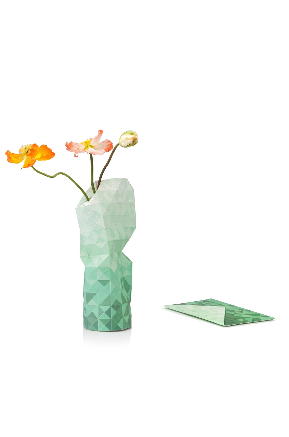 Paper Vase Cover EUR 22,90 (c) Zweigstelle_02