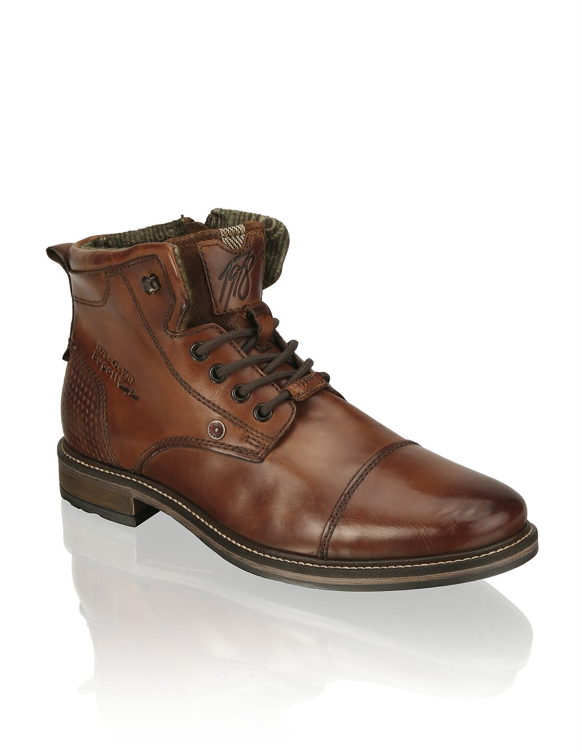 HUMANIC 11 Bugatti Glattleder-Boots EUR 110 ab Anfang September 2123503183