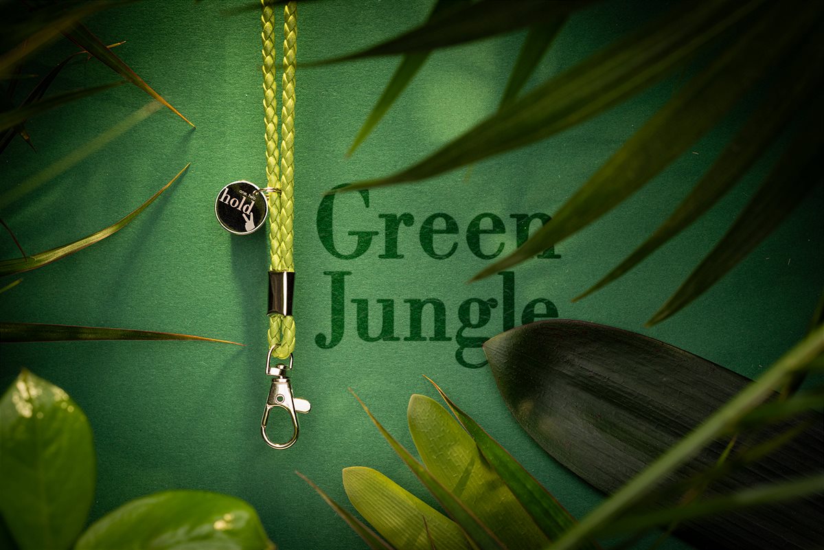 holdie-green-jungle (Web)