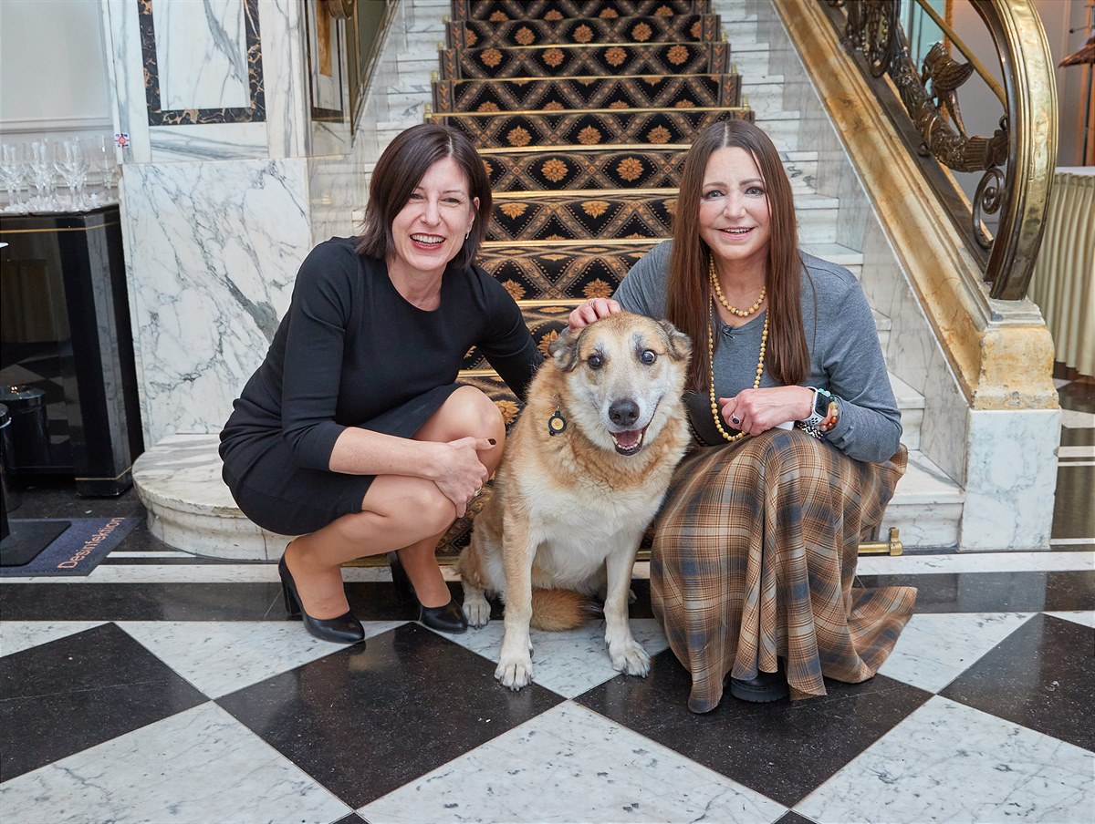 Simone Dulies, Gabriele Iazzetta und Hotel Hund Brix