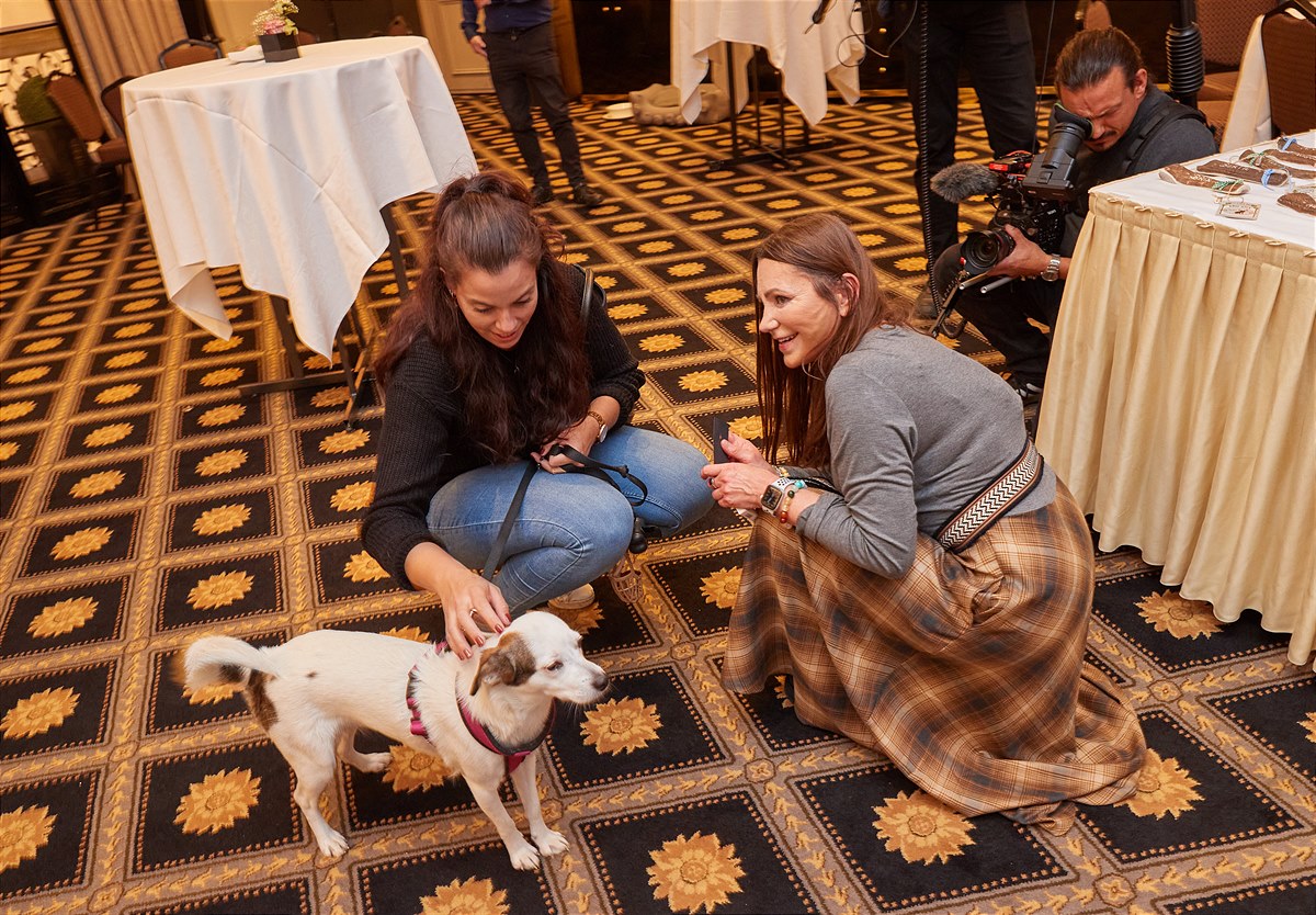 Jacqueline Scherret, Gabriele Iazzetta mit Hund Sunny