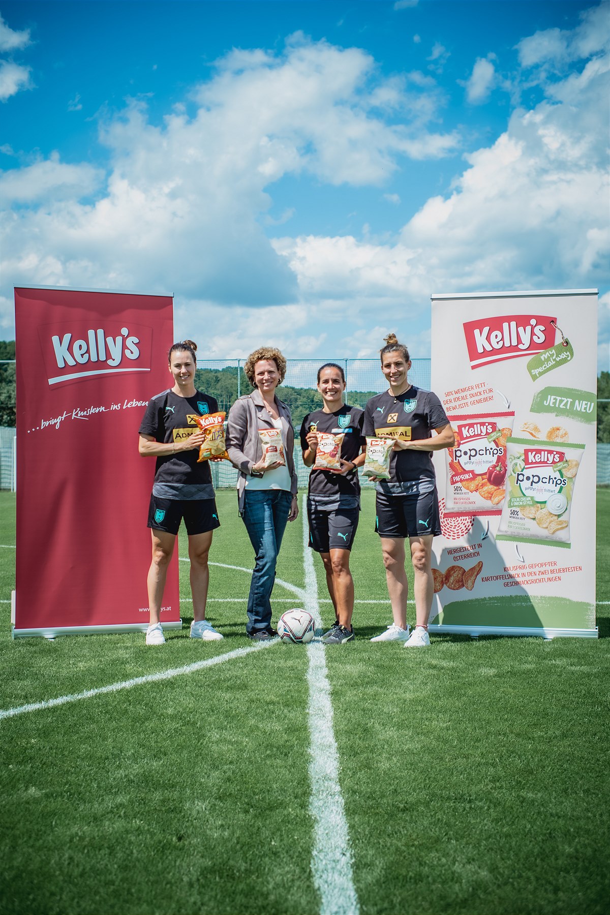 Viktoria Schnaderbeck, Petra Trimmel, Irene Fuhrmann und Lisa-Marie Makas © ÖFB Christopher Glanzl