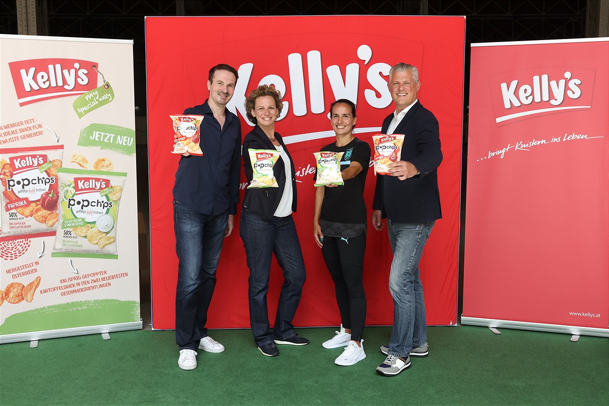Von links: Michael Schmid, ÖFB Marketing, Petra Trimmel, Kelly‘s Marketing, Irene Fuhrmann, ÖFB-Teamchefin, Markus Marek, GF Kelly‘s