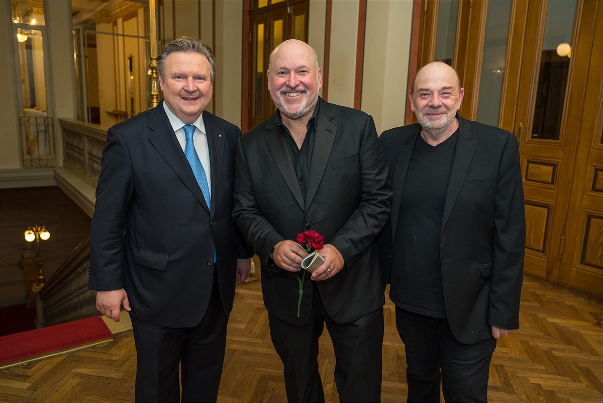 v. l.: Dr. Michael Ludwig, Frank Wildhorn, Koen Schoots