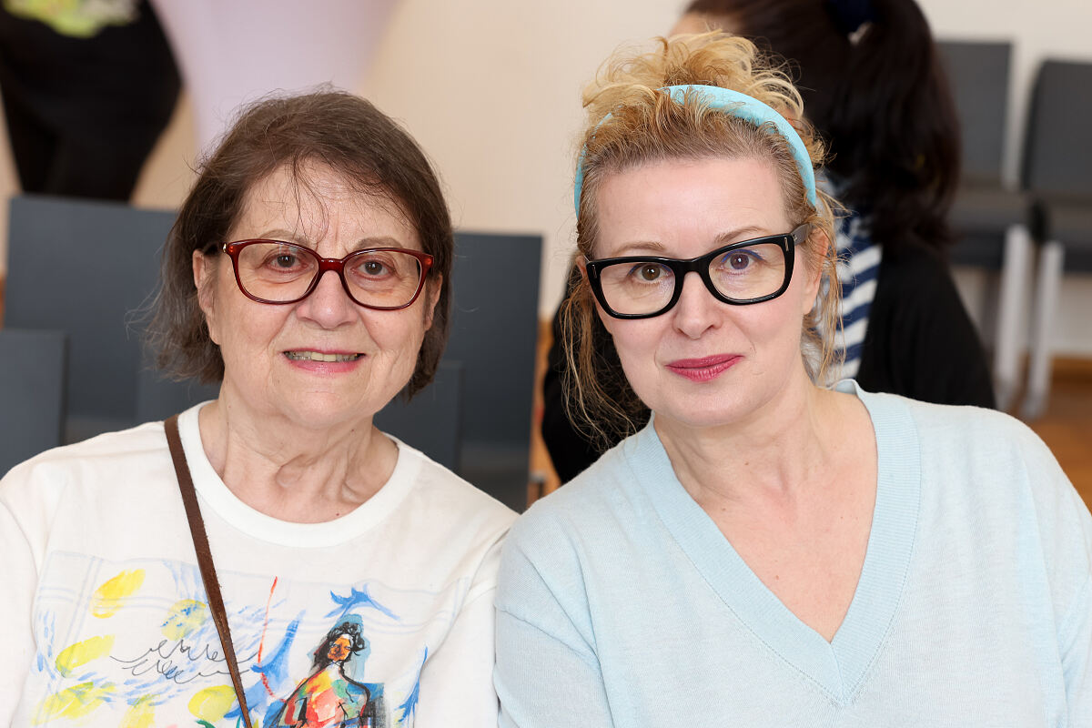 Brigitte Winkler und Petra Morzé