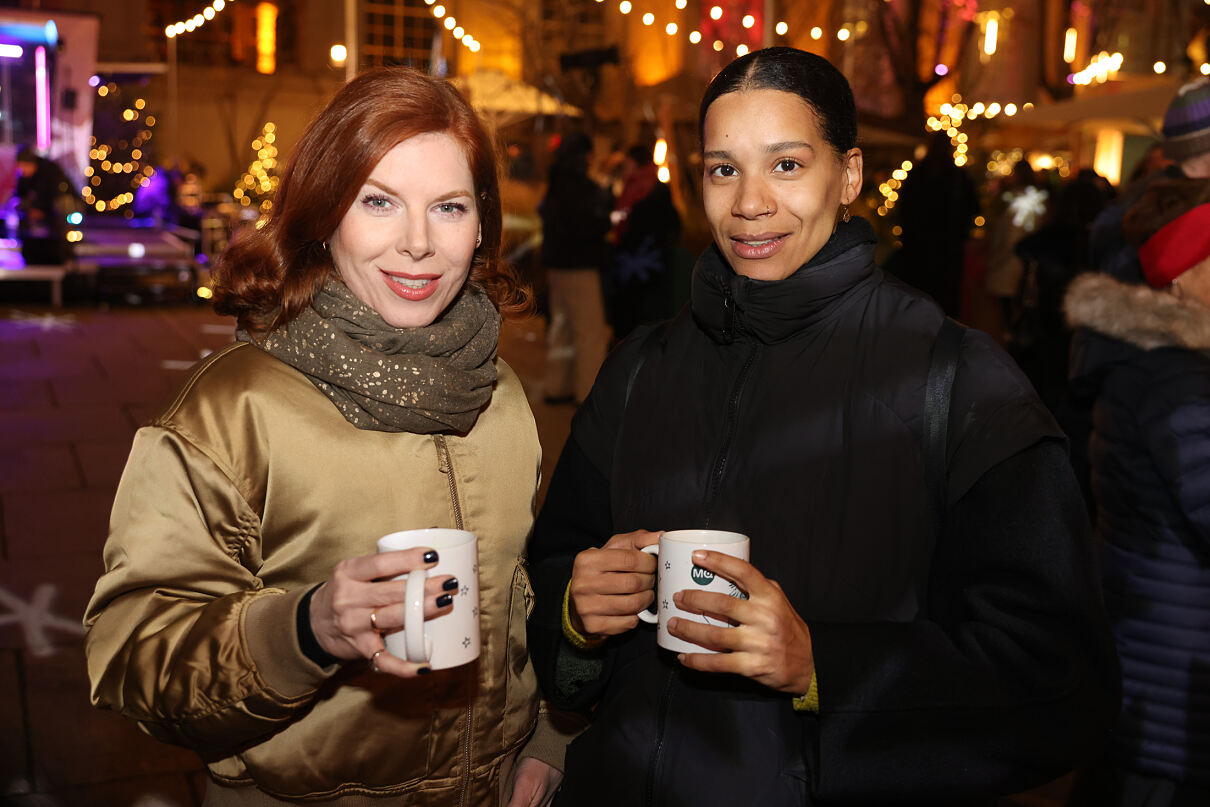 Teresa Vogl, Rebecca Horner