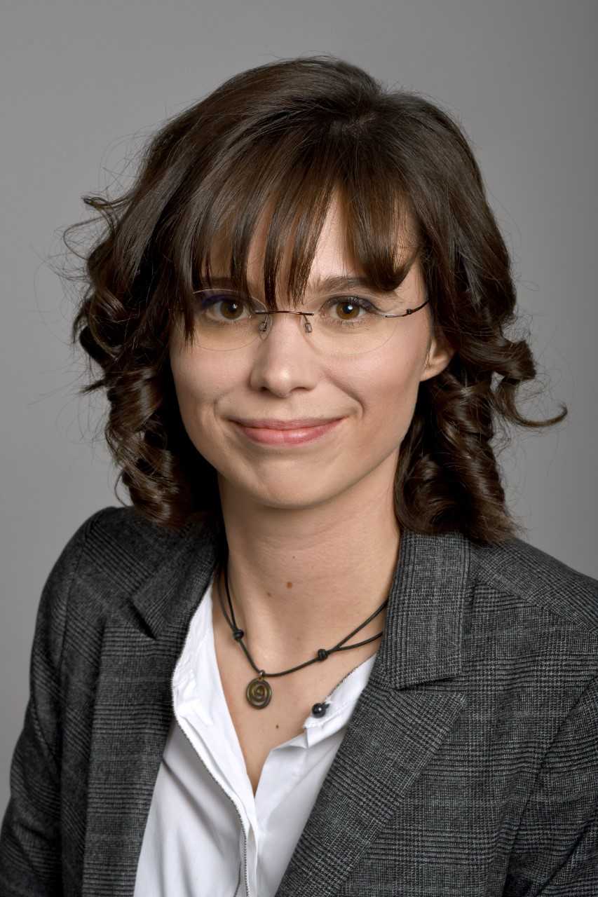27 Prof. DDr. Sabrina Leal Garcia