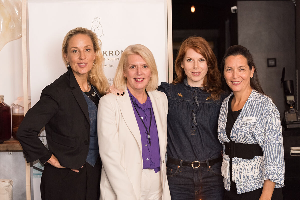 Lilian Klebow, Liane Seitz, Teresa Vogl und Elke Müller